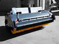 Sweeping buckets for high-flow machines CM Crusher Machines